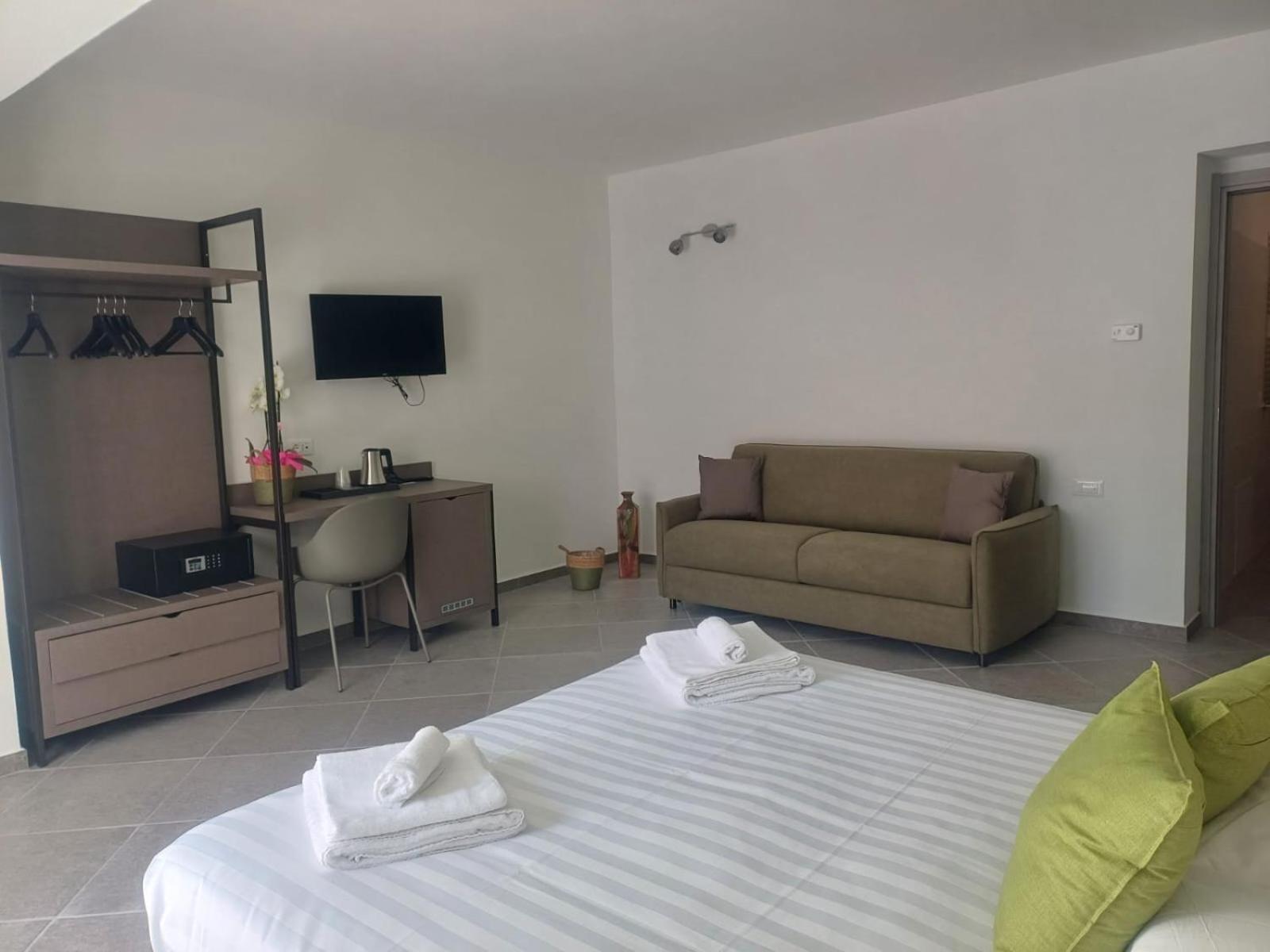 Domo Annalisa Hotell Tortolì Exteriör bild