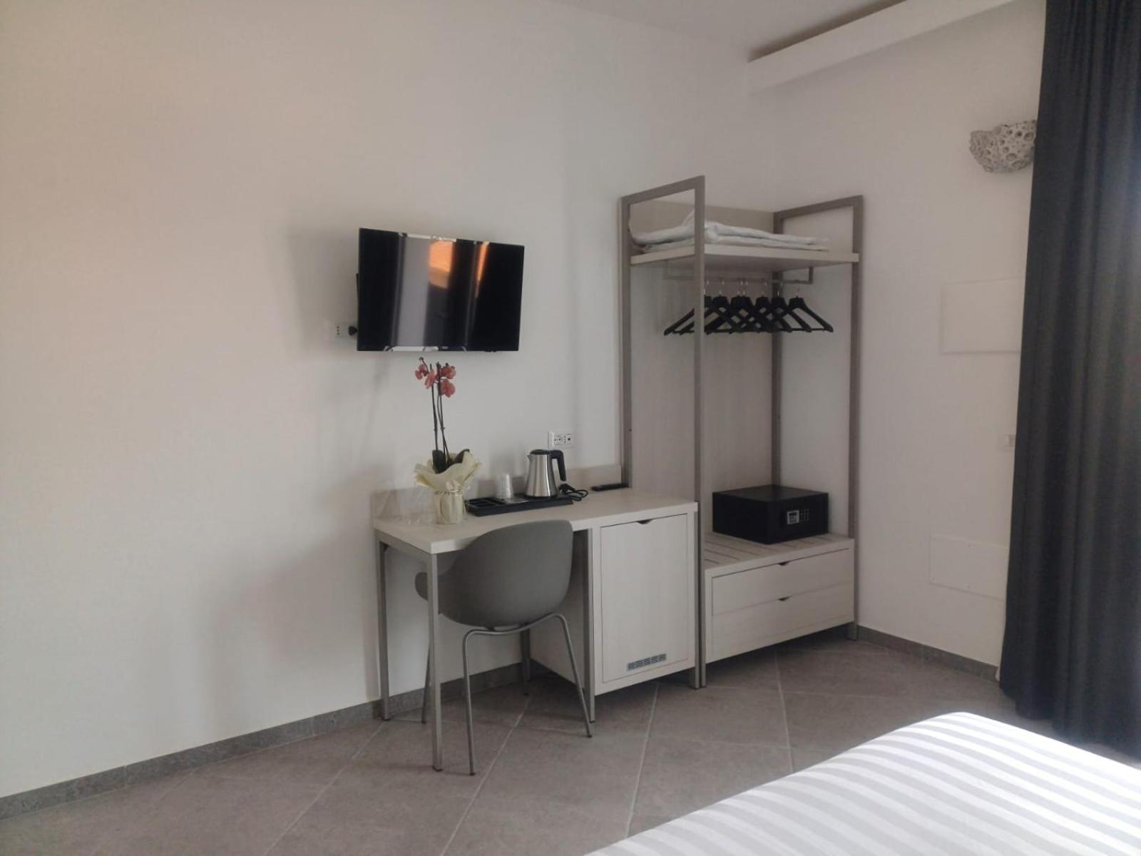 Domo Annalisa Hotell Tortolì Exteriör bild